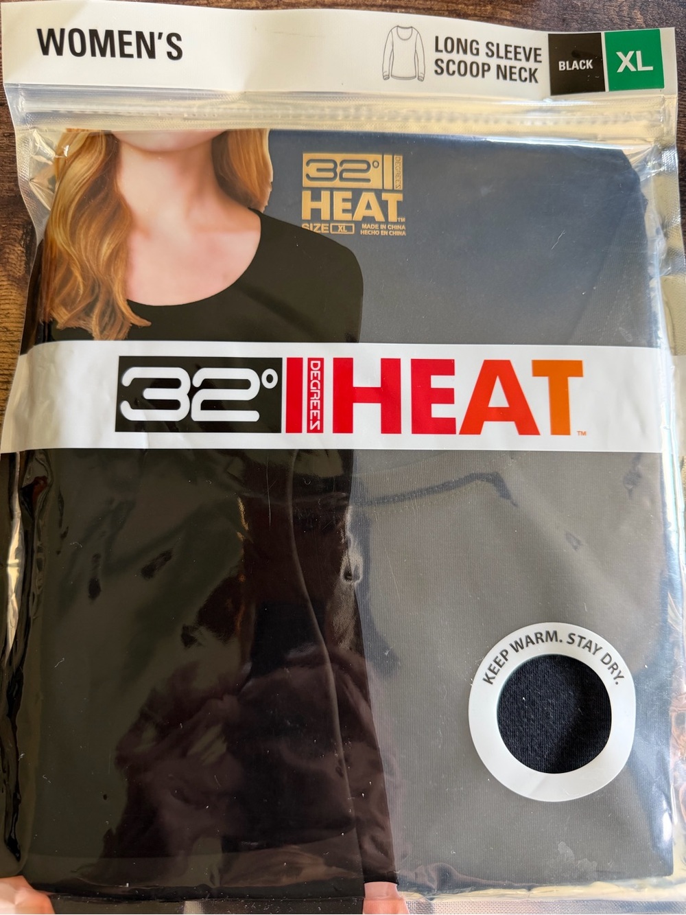 32 Degrees Heat Women's Long Sleeve Scoop Neck Top - Black - XL